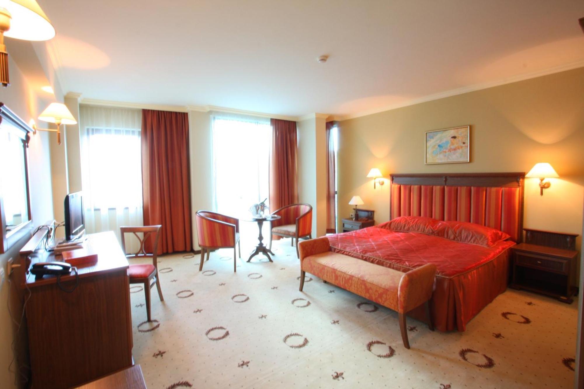 Hotel Efir Stara Zagora Exteriér fotografie