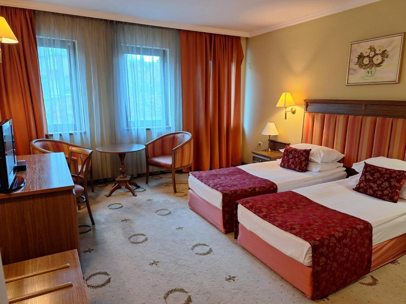 Hotel Efir Stara Zagora Exteriér fotografie